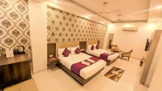 Hotel Aero sky - 0