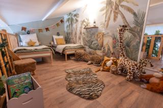 Triplex Jungle Family - 3