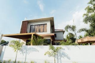 Sunset Serenity Beach House - Iba - 6