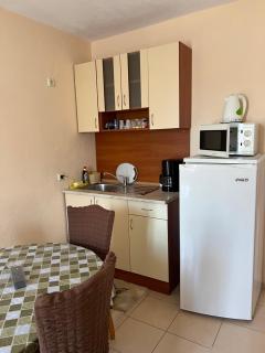 Milchevi Guesthouse - 9