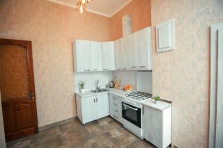 Spacious 2 Bedroom Apartment, 115 m2 Central Tbilisi - 7