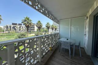 The Jacques Coeur- Vue climatisation et parking ! - 4