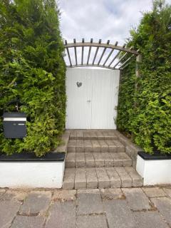 Entire Villa, Five Bedrooms, Holiday Home, Helsingborg - 2