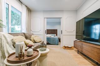 NEW Refurbished Modern Apartment - 7
