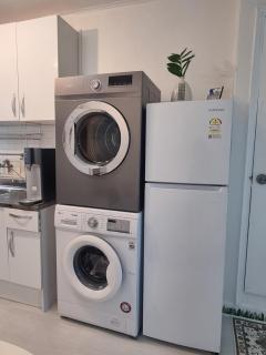 Mona Lisa A 2 rooms 3 beds 5 people 5 minutes on foot from Janghanpyeong Station Netflix YouTube Premium - 5