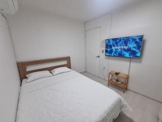 Mona Lisa A 2 rooms 3 beds 5 people 5 minutes on foot from Janghanpyeong Station Netflix YouTube Premium - 3