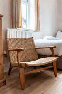 Rwts Rooms & Resto - 3