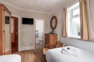 Rwts Rooms & Resto - 2