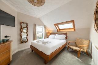 Rwts Rooms & Resto - 0