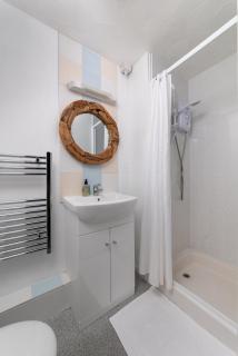 Rwts-rooms and resto - 1