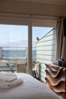 Rwts Rooms & Resto - 8