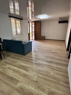 M House - 1