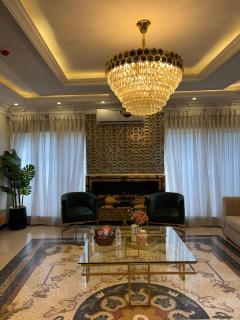 Luxury Villa with Swimming Pool and Private Cinema - 3