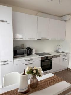 Bright & Modern Stay in Prague - 7