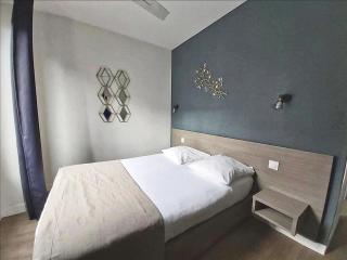 Luxury Room - Eiffel Tower View - 3