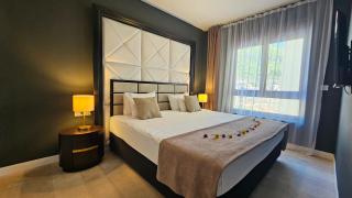 Royalis Suites Budva - 5