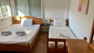 Big 2 bedroom flat with beach access - Limassol - 2