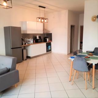 Appartement tout équipé 4 à 6 couchages au cœur de Beziers - 0