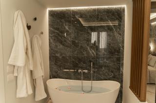 Easter Luxury Suites - Signature Stays in Monopoli - Monopoli - 3