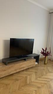 Central Kaunas Luxury Apartment with Free Parking - 8