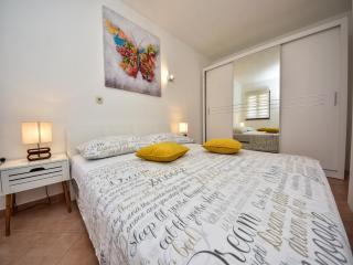 Coastal Retreat in Krusevo - 8