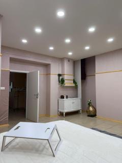 Royal Luxury Apartment - 3