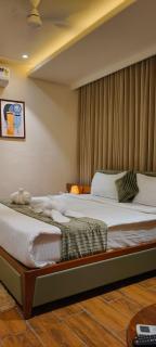 Hotel Shlok Inn - 4