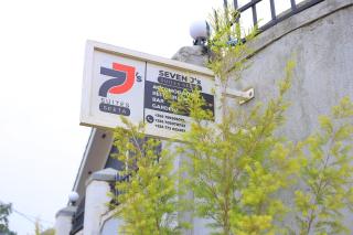 SEVEN J's SUITES - 4