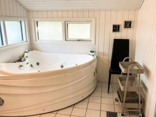 8 person holiday home in Ålbæk-By Traum - 2