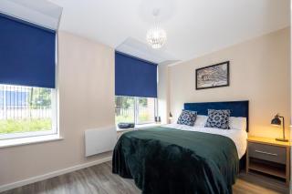 Elegant One-Bedroom Apartment in Salford - Perfect for Business & Leisure By AV Hughes Properties - 6