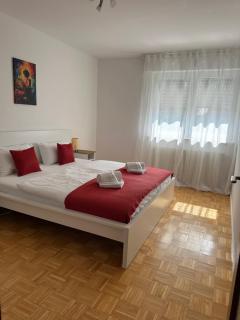 Be like your home! Familienhaus mit Garten & Netflix, Phantasialand nah - 7