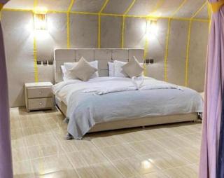 discover luxury camp - 1