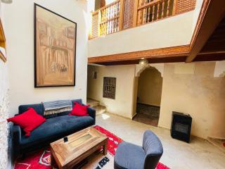 Riad de charme 3 chambres,2 terrases et Jacuzzi, superbe emplacement - Marrakesch - 9