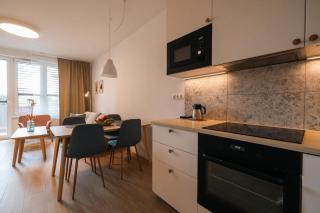 Nest 5B - 9