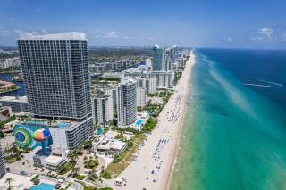 Luxury Living on the Beach with Resort Amenities - 8