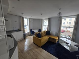 Folkestone Habour Flat 2 Two Bedrooms sleeps 4 - Folkestone - 0