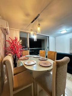 Apartamento exclusivo en el norte Barranquilla amoblado ,3 parqueadero privados ,3 habitaciones privadas con aire acondicionado recepción 24 horas piscinas gym vista al río - 0