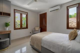 5 bedroom Beachside villa premium brand new - 2