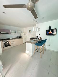 Hermoso apartamento con piscina infinita al mar - 1