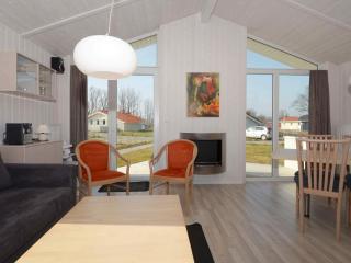 4 person holiday home in GROEMITZ - 6