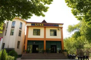 Luxe Hotel - 0