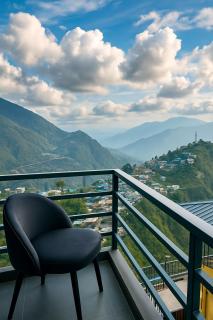 Cliff On The Edge - A Premium Property - 5