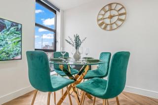 2 BR Luxury Central Apartment Near Colmore Row - 2