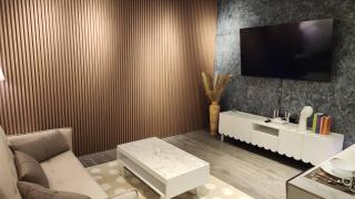 Dsir Lustful KL Jacuzzi NFLX Prjscn120 TV65 - 5