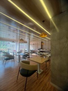 White Land City Hotel - Dambulla - 6