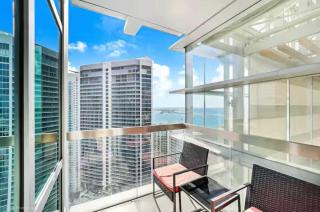 AKA Brickell Skyline Sea View by Palermo Home Miami - 8