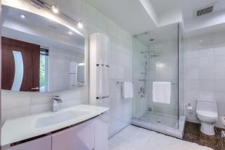 Private Oasis in King City - 8