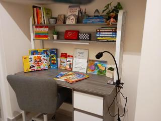 Ηome & Garden with parking close to Olympic Stadium - 1