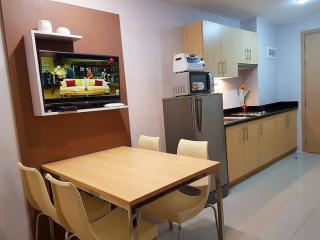 Fully Furnished 1BR Condo Beside SM North Mall - 6