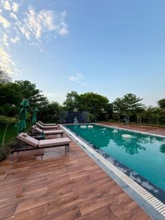 Vana Greens Luxurious Farmhouse - 5